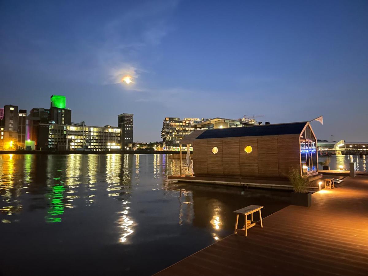 Wikkelboats At Floating Rotterdam Rijnhaven Villa Ngoại thất bức ảnh